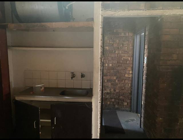 187M² WAREHOUSE TO LET IN WADEVILLE
